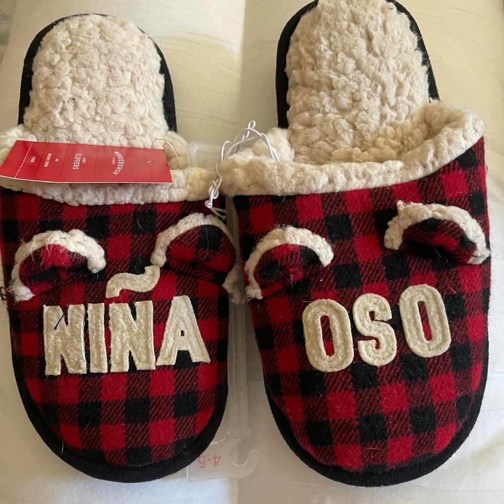 Buffalo Check Kids Slippers Nina Oso (Girl Bear) size 4-5